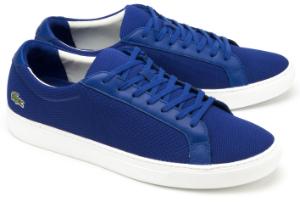 Blaue Sneaker aus strukturiertem Textil mit Leder-Details von Lacoste in Uebergroessen