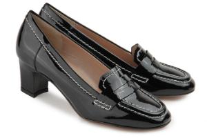 Trotteur Schuhe fuer Damen Lacklederqualitaet Lasche Schwarz