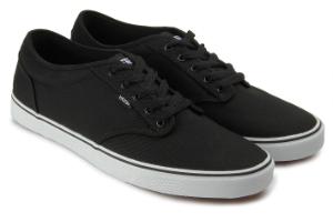 Vans Sneaker in Uebergroesse Schwarz mit weisser Sohle