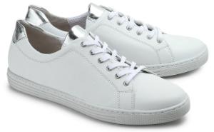 Weisse Turnschuhe im Retro-Look aus Leder von Gabor fuer Damen mit Uebergroesse