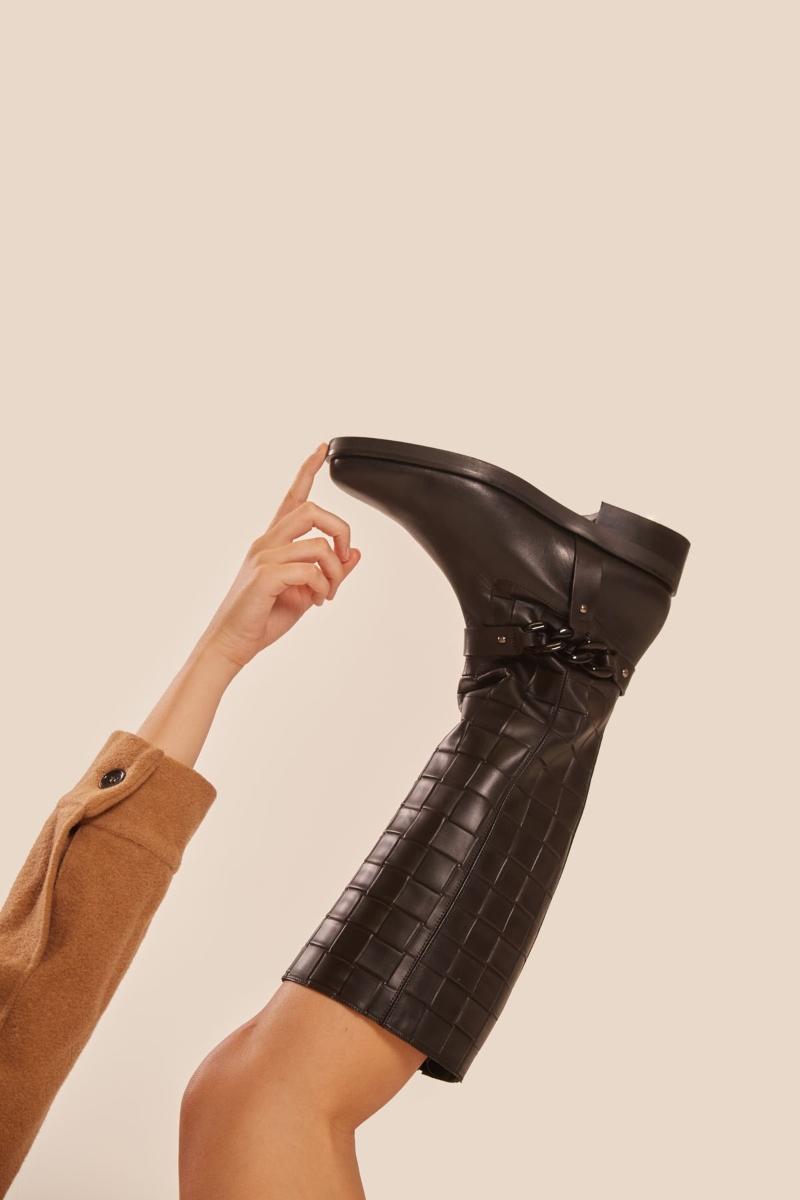 Stiefel in Übergrößen | das edle Leder umschmeichelt Ihre Silhouette stiefel-in-uebergroessen-2184-21 damenstiefel-in-groesse-44
