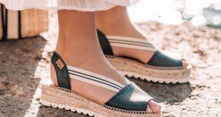 Strappy Sandals in Uebergroesse