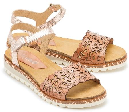 Sandalen in Untergrößen | genau das richtige Trend-Piece für einen glamourösen Auftritt sandalen-in-untergroessen-3979-11