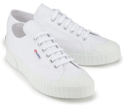 Die Sneaker aus dem Hause Superga im sportlichen Style superga-sneaker-in-uebergroessen-5540-11