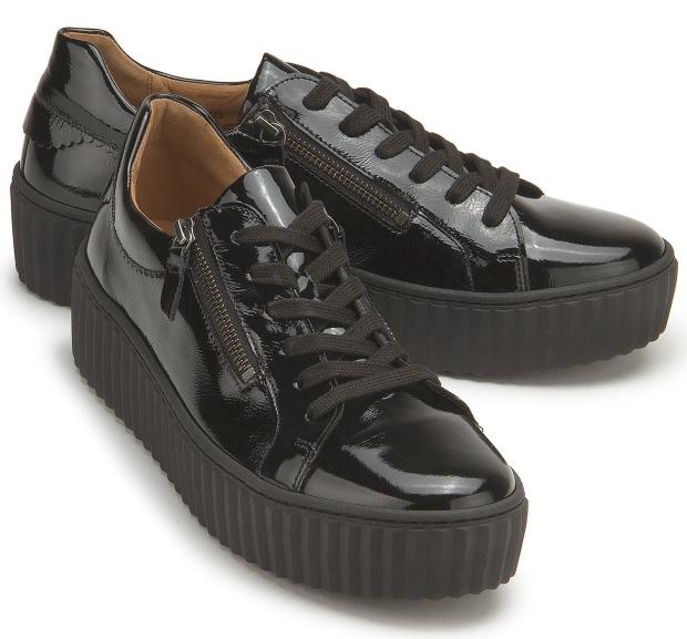 Sneaker in Übergrößen