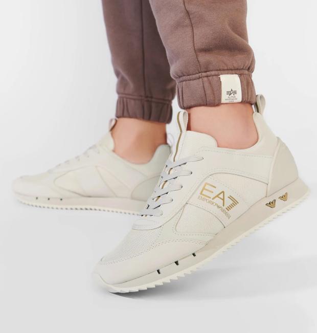 Emporio Armani Sneaker in Übergrößen