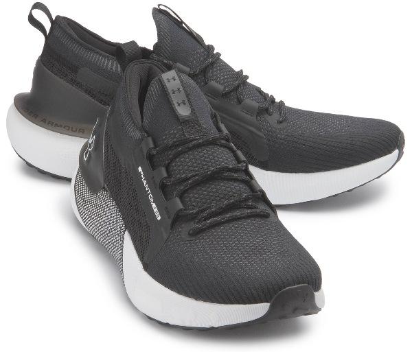 Under Armour Sneaker in Übergrößen | optimaler Tragekomfort und ein dynamisches Tragegefühl Under Armour Sneaker in Übergrößen | optimaler Tragekomfort und ein dynamisches Tragegefühl
