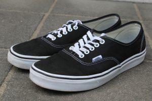 Vans_Authentic_schwarz