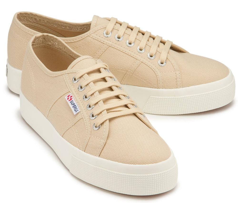 Superga Sneaker in Übergrößen Superga Sneaker in Übergrößen