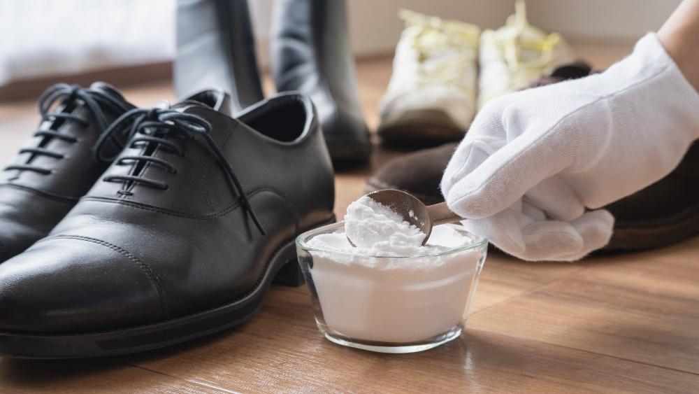 Backpulver-für-Schuhe