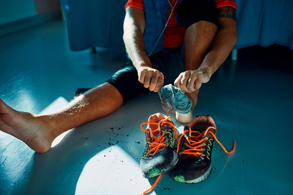 Schuhe-ausziehen-nach-Sport
